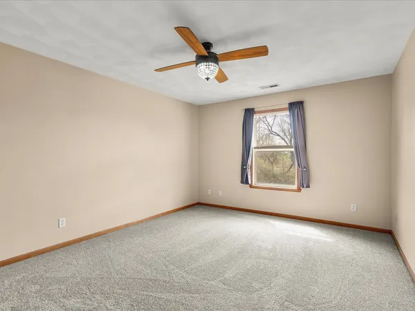 $179,900 | 10184 Metalmark Lane, Unit 142D, Roscoe, IL 61073