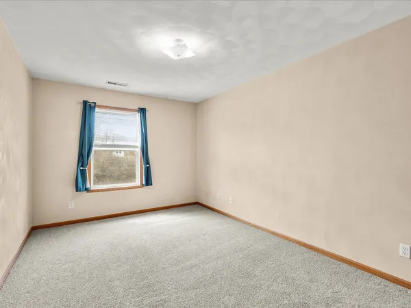 $179,900 | 10184 Metalmark Lane, Unit 142D, Roscoe, IL 61073