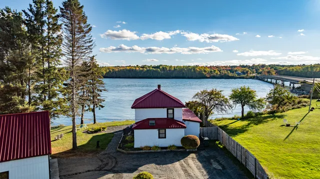 $695,000 | 1723 Highway 1, Sullivan, ME 04664