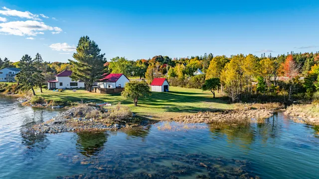 $695,000 | 1723 Highway 1, Sullivan, ME 04664