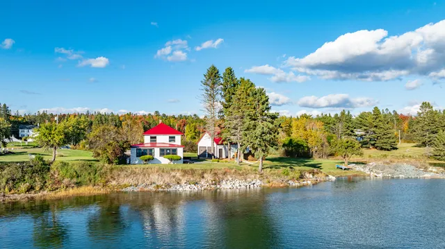 $695,000 | 1723 Highway 1, Sullivan, ME 04664