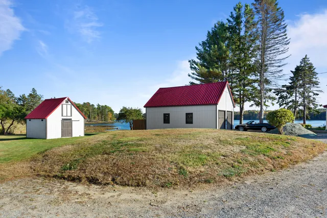 $695,000 | 1723 Highway 1, Sullivan, ME 04664