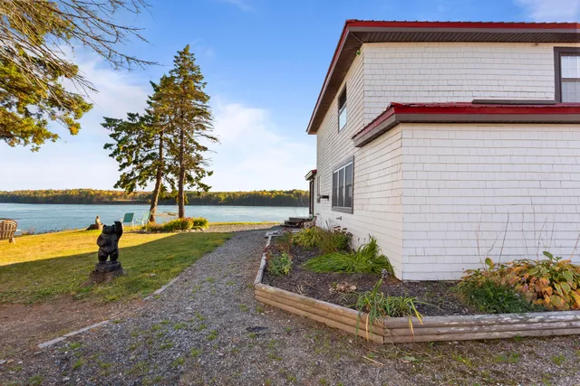 $695,000 | 1723 Highway 1, Sullivan, ME 04664