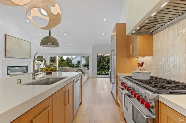 $3,995,000 | 9 Fay Drive, Kentfield, CA 94904