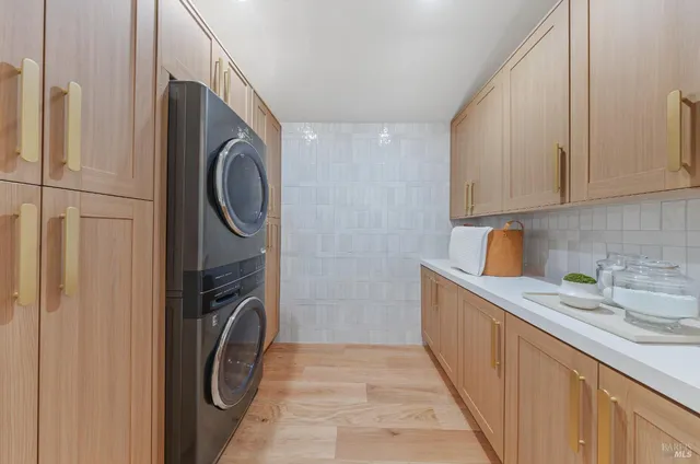 $3,995,000 | 9 Fay Drive, Kentfield, CA 94904