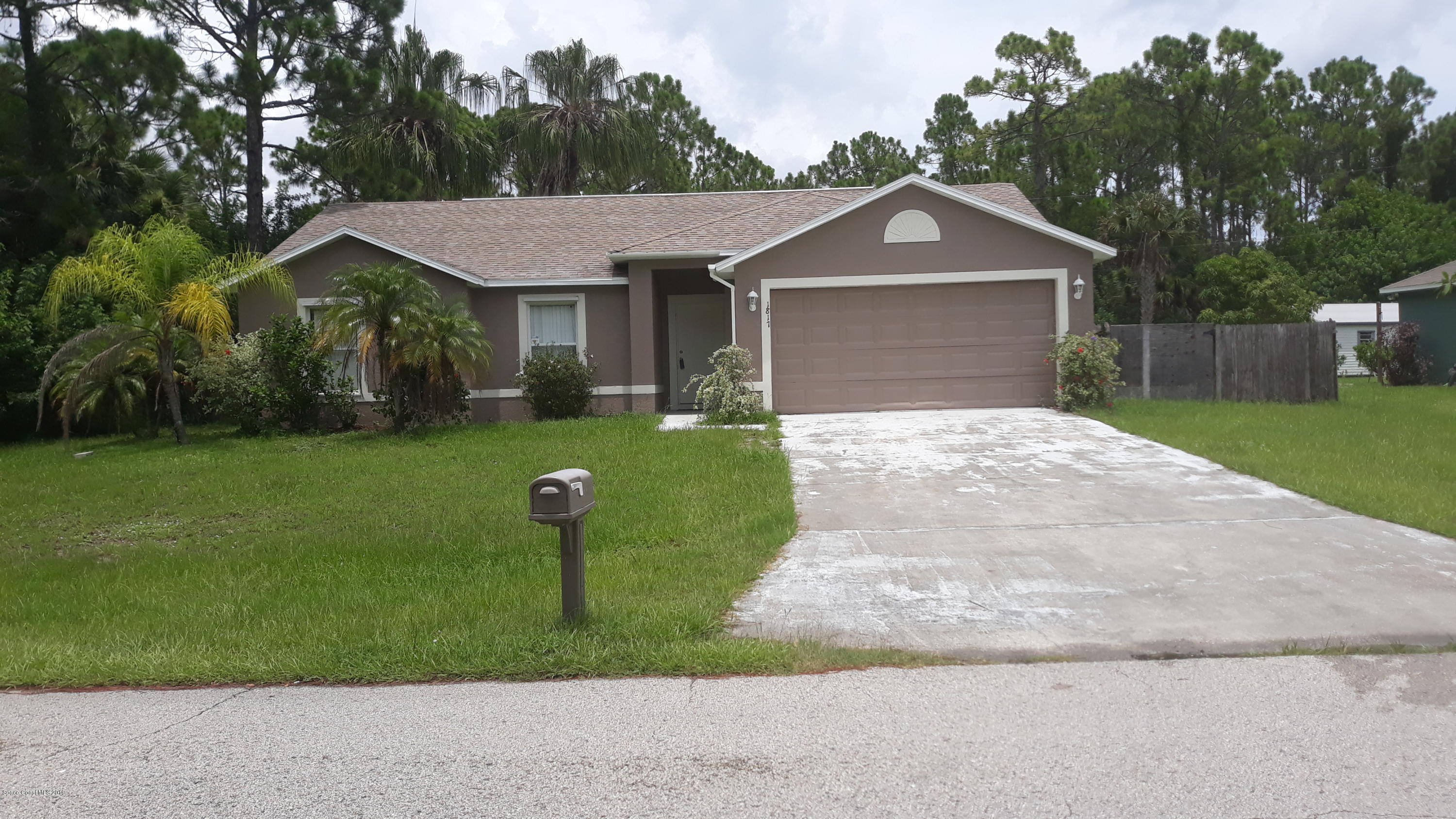 1817 Holbrook Road Northwest Palm Bay, FL 32907 - Photo 1 of 16 20190723_135204