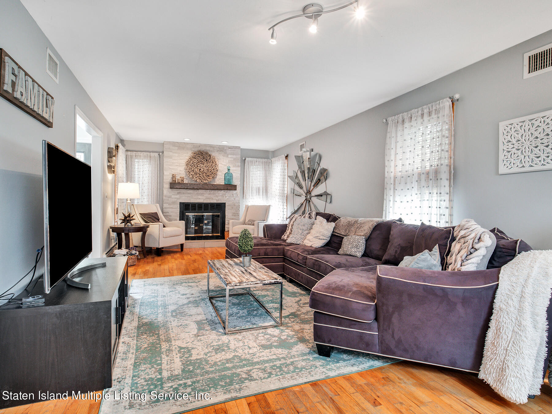 680 Annadale Road Staten Island, NY 10312 - Photo 4 of 32 p1466207 (2)