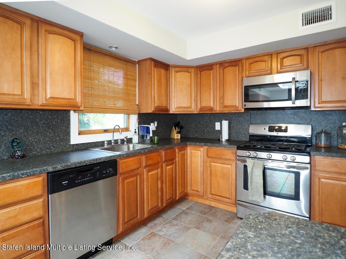 680 Annadale Road Staten Island, NY 10312 - Photo 9 of 32 P5120610
