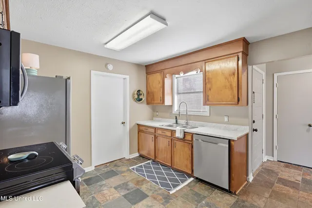 $275,000 | 222 Trace Harbor Road, Madison, MS 39110