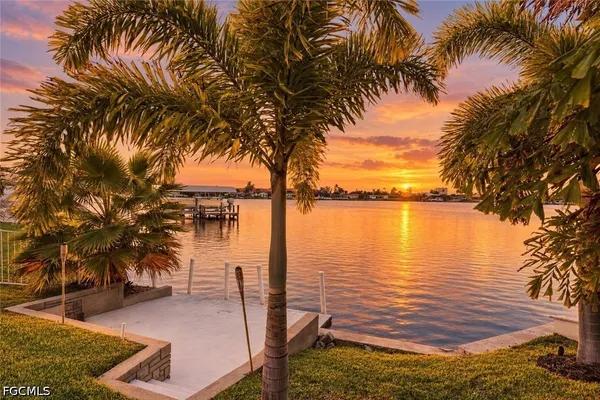 $789,000 | 404 Southwest 53rd Terrace, Cape Coral, FL 33914