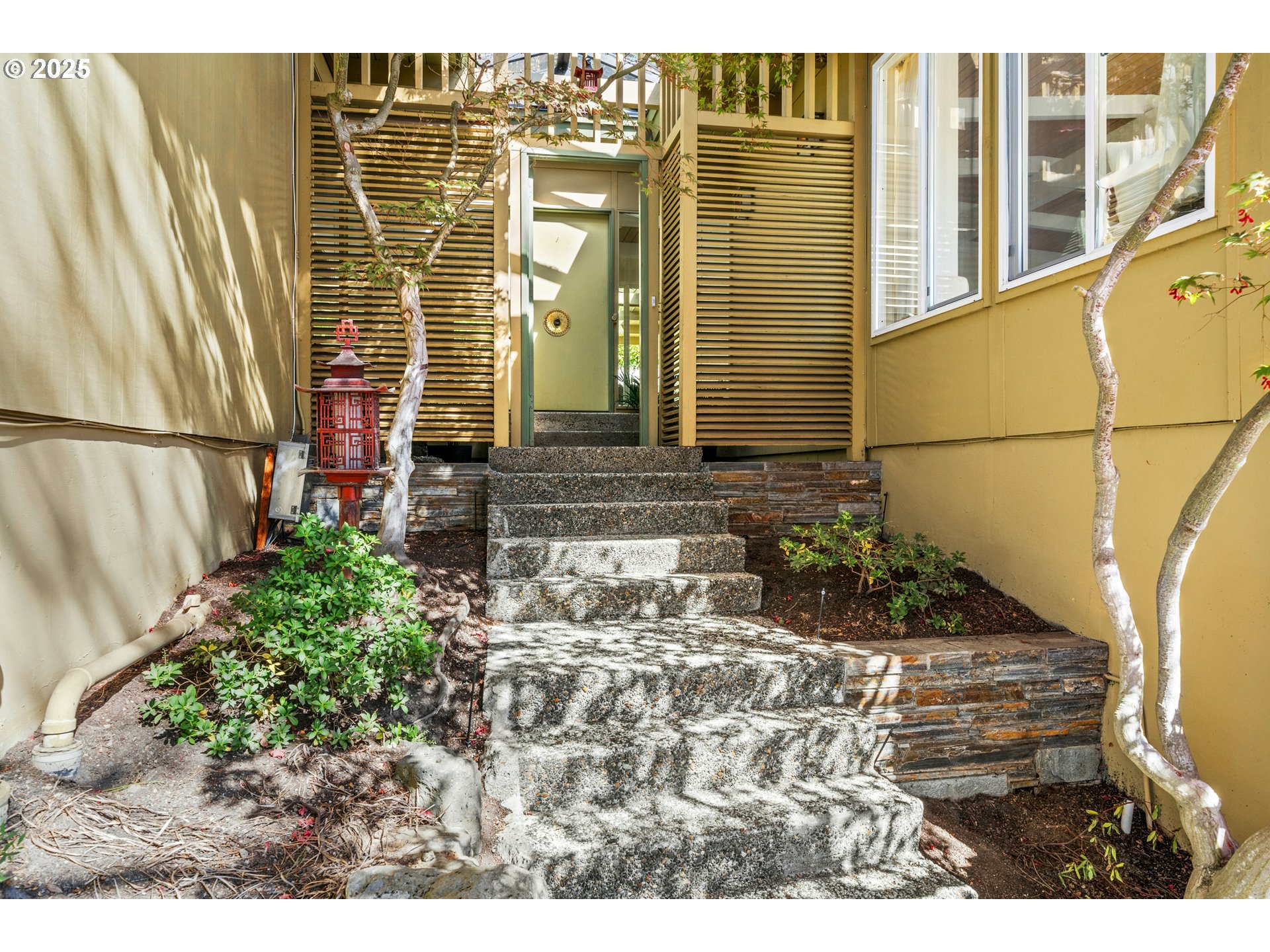 4623 Northwest Seblar Terrace Portland, OR 97210 - Photo 3 of 38 Gallery Image 3