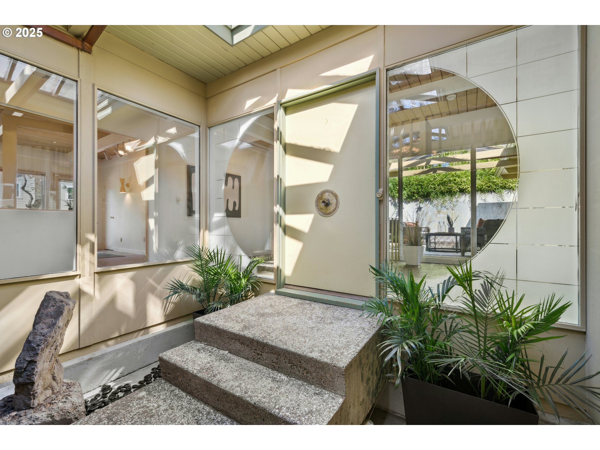4623 Northwest Seblar Terrace Portland, OR 97210 - Photo 4 of 38 Gallery Image 4