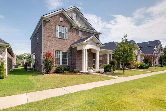 $514,500 | 3611 Hoggett Ford Road, Hermitage, TN 37076