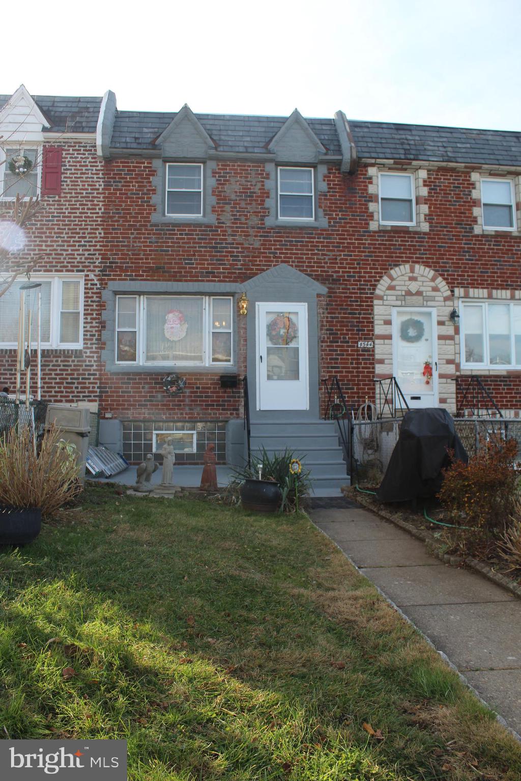 4546 Aberdale Road Philadelphia, PA 19136 - Photo 2 of 32 Gallery Image 2