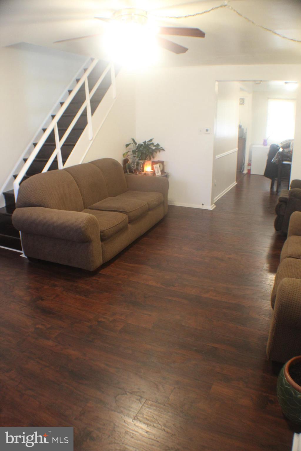 4546 Aberdale Road Philadelphia, PA 19136 - Photo 3 of 32 Gallery Image 3