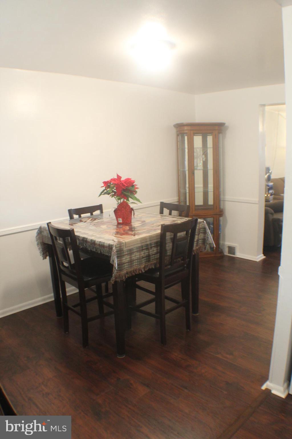 4546 Aberdale Road Philadelphia, PA 19136 - Photo 8 of 32 Gallery Image 8