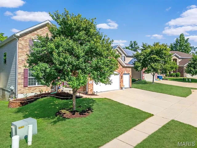 $710,000 | 334 Lauren Landing, Ballwin, MO 63021