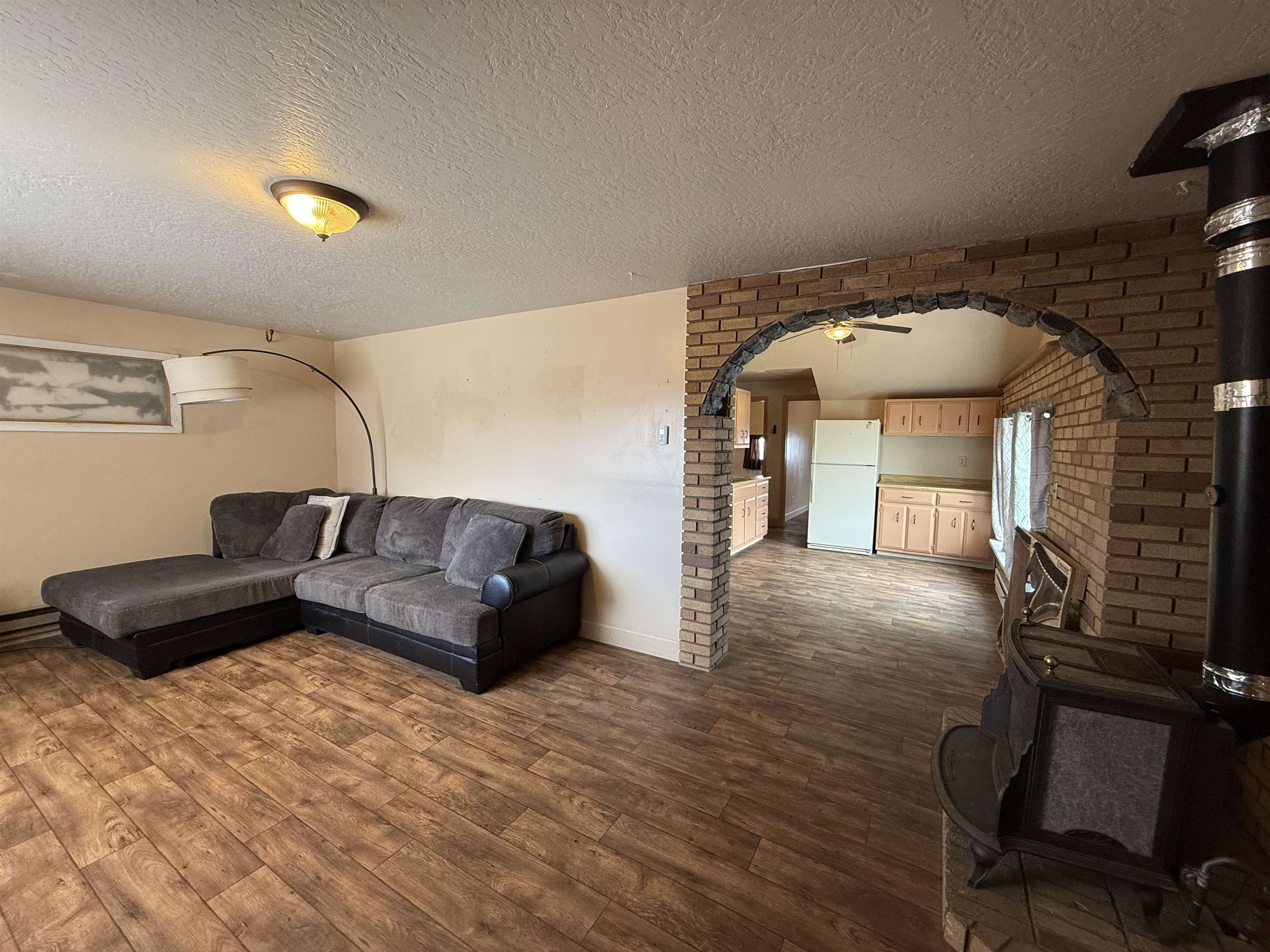 720 Richards Street Thermopolis, WY 82443 - Photo 3 of 22