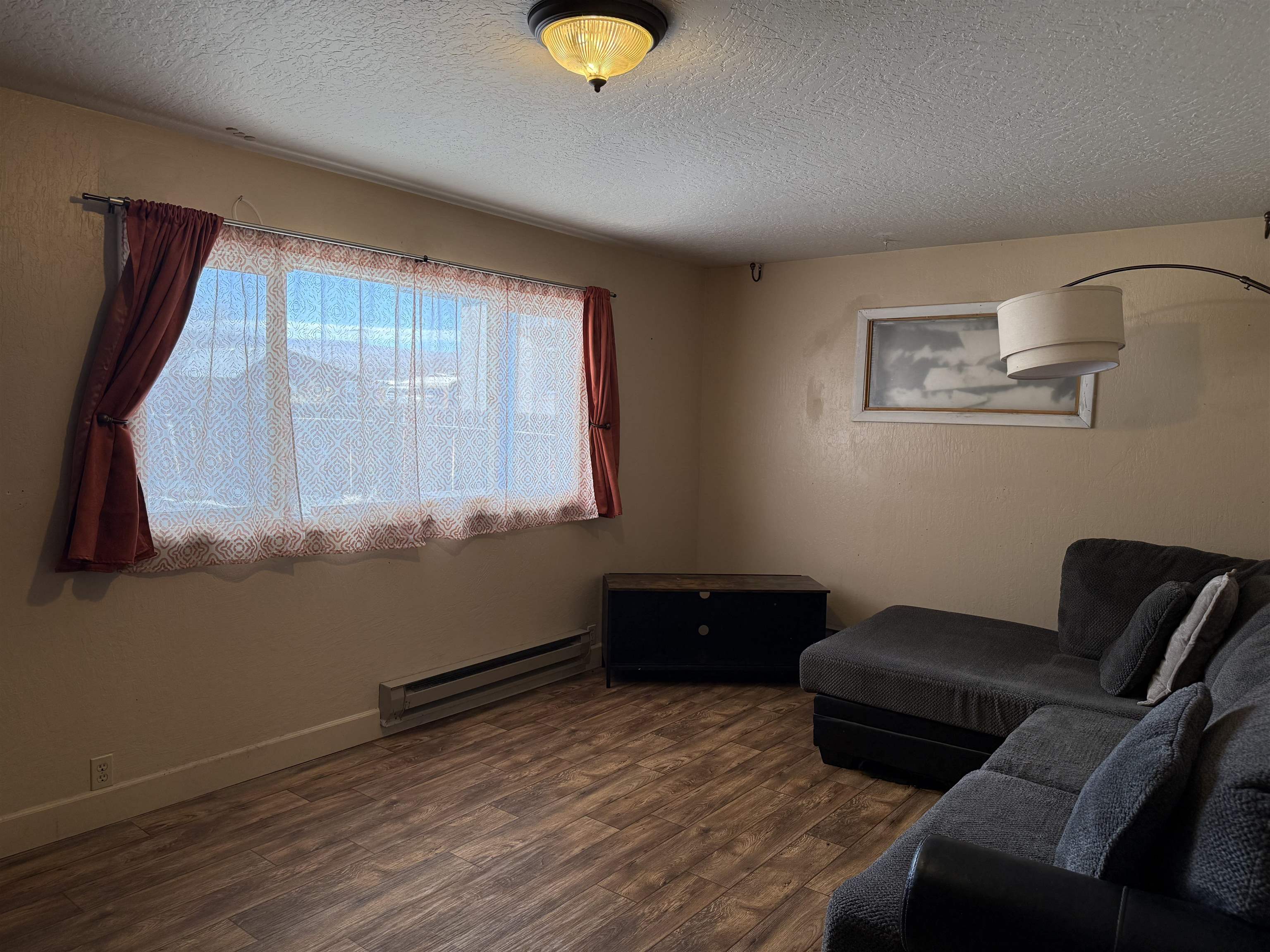720 Richards Street Thermopolis, WY 82443 - Photo 5 of 22