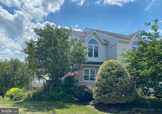 $400,000 | 123 Pinnacle Point Drive, Lancaster, PA 17601