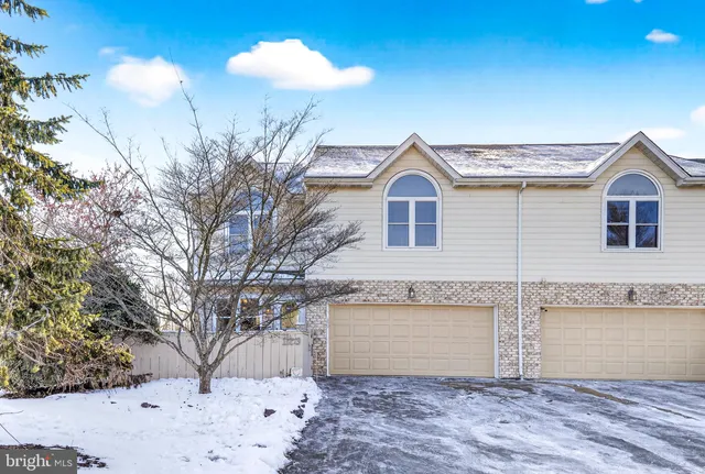 $400,000 | 123 Pinnacle Point Drive, Lancaster, PA 17601