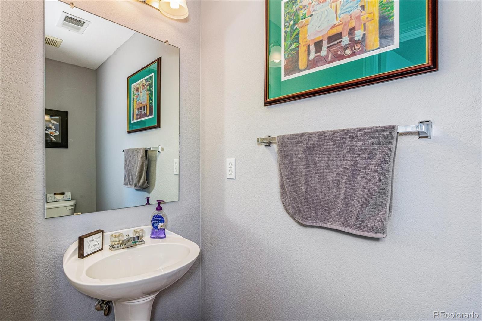 9840 Saybrook Street Highlands Ranch, CO 80126 - Photo 13 of 21 Gallery Image 13