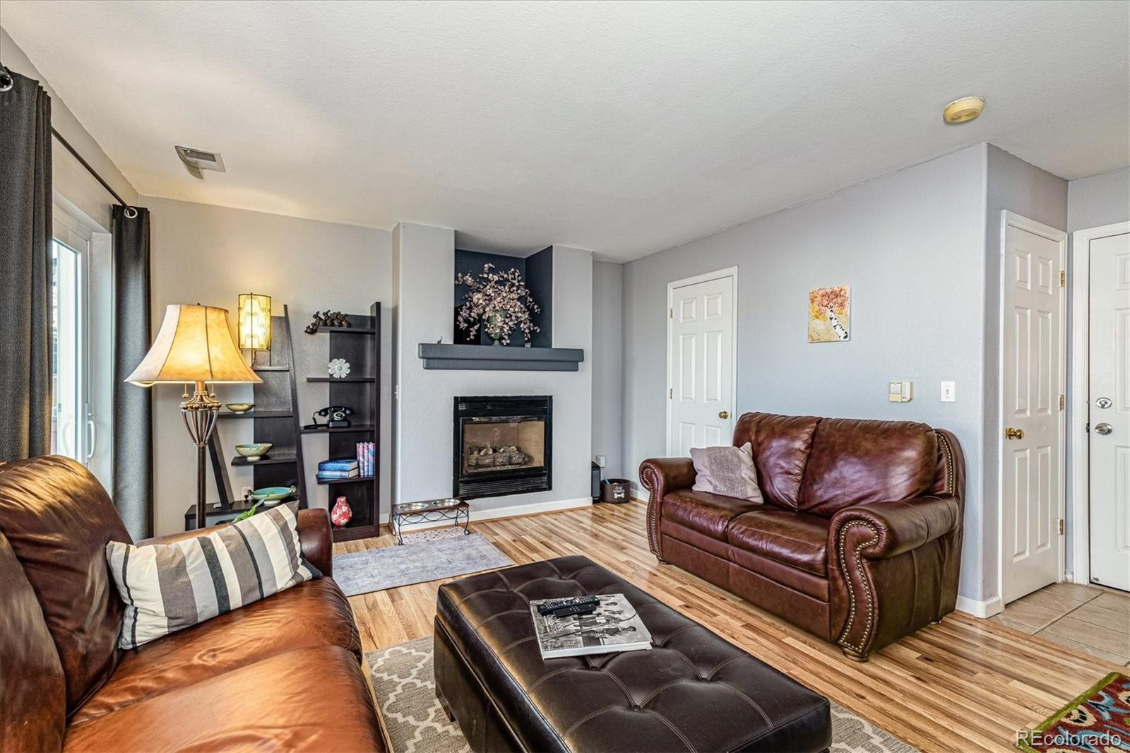 9840 Saybrook Street Highlands Ranch, CO 80126 - Photo 10 of 21 Gallery Image 10