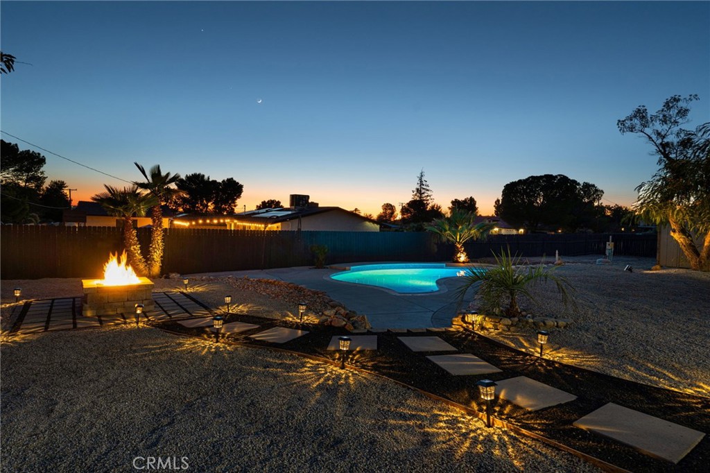 14204 Tehachapi Road Apple Valley, CA 92307 - Photo 3 of 72