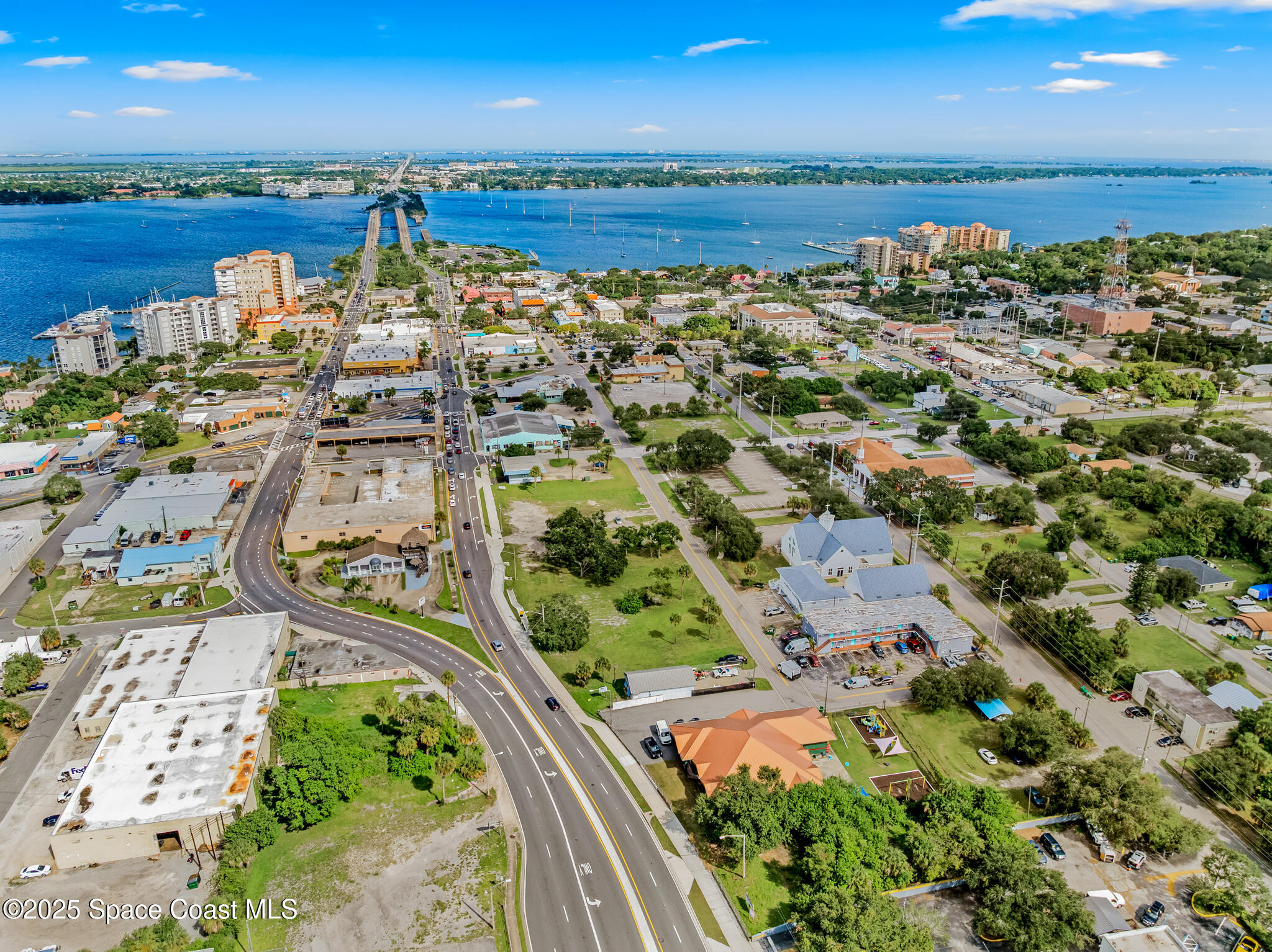 433 King Street Cocoa, FL 32922 - Photo 21 of 25 an aerial view of residential building with outdoor space
