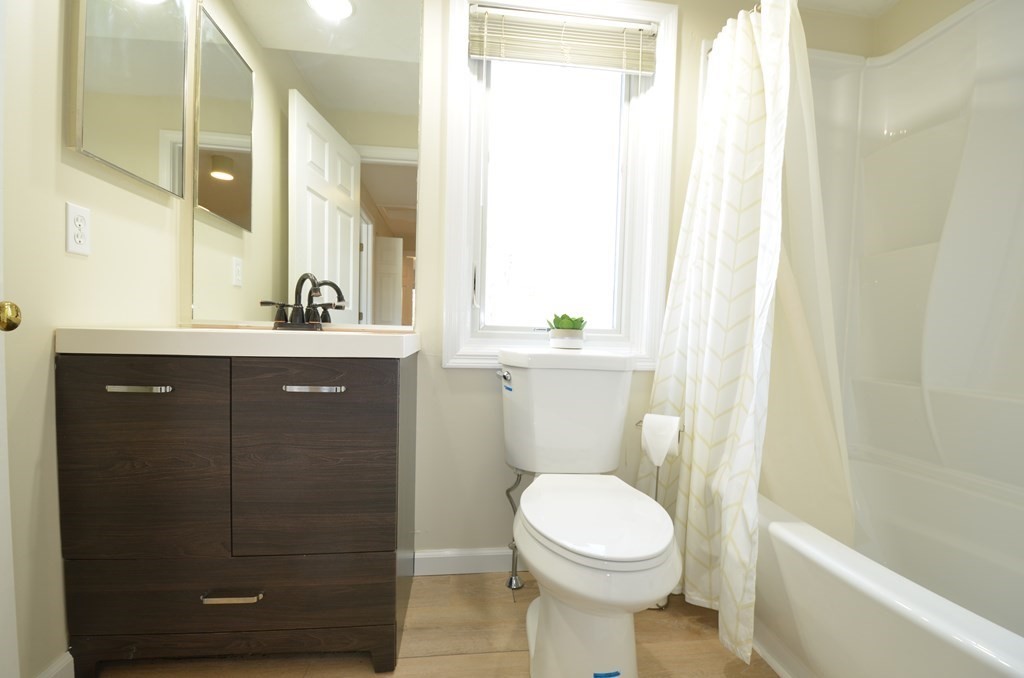 137 Stone Ridge Road, Unit 137 Franklin, MA 02038 - Photo 18 of 24 Gallery Image 18
