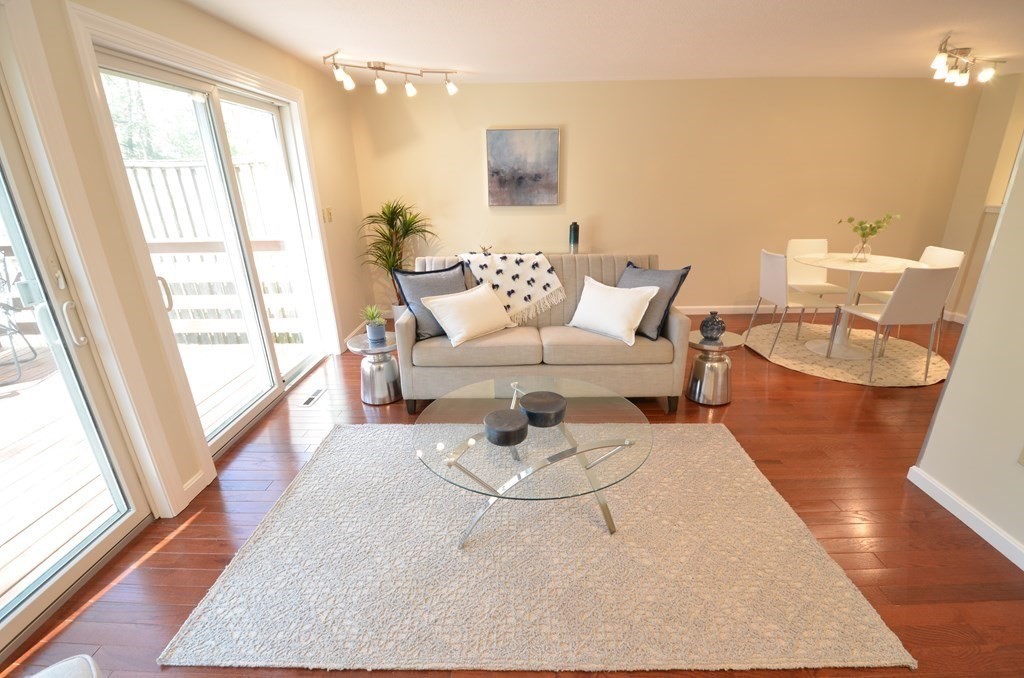 137 Stone Ridge Road, Unit 137 Franklin, MA 02038 - Photo 4 of 24 Gallery Image 4