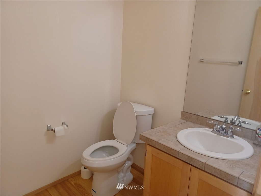 2113 Burnett Place South Renton, WA 98055 - Photo 19 of 22 Gallery Image 19