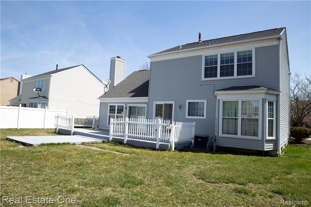 979 Knightsbridge Road Canton, MI 48187 - Photo 29 of 30 979KB(5).JPG