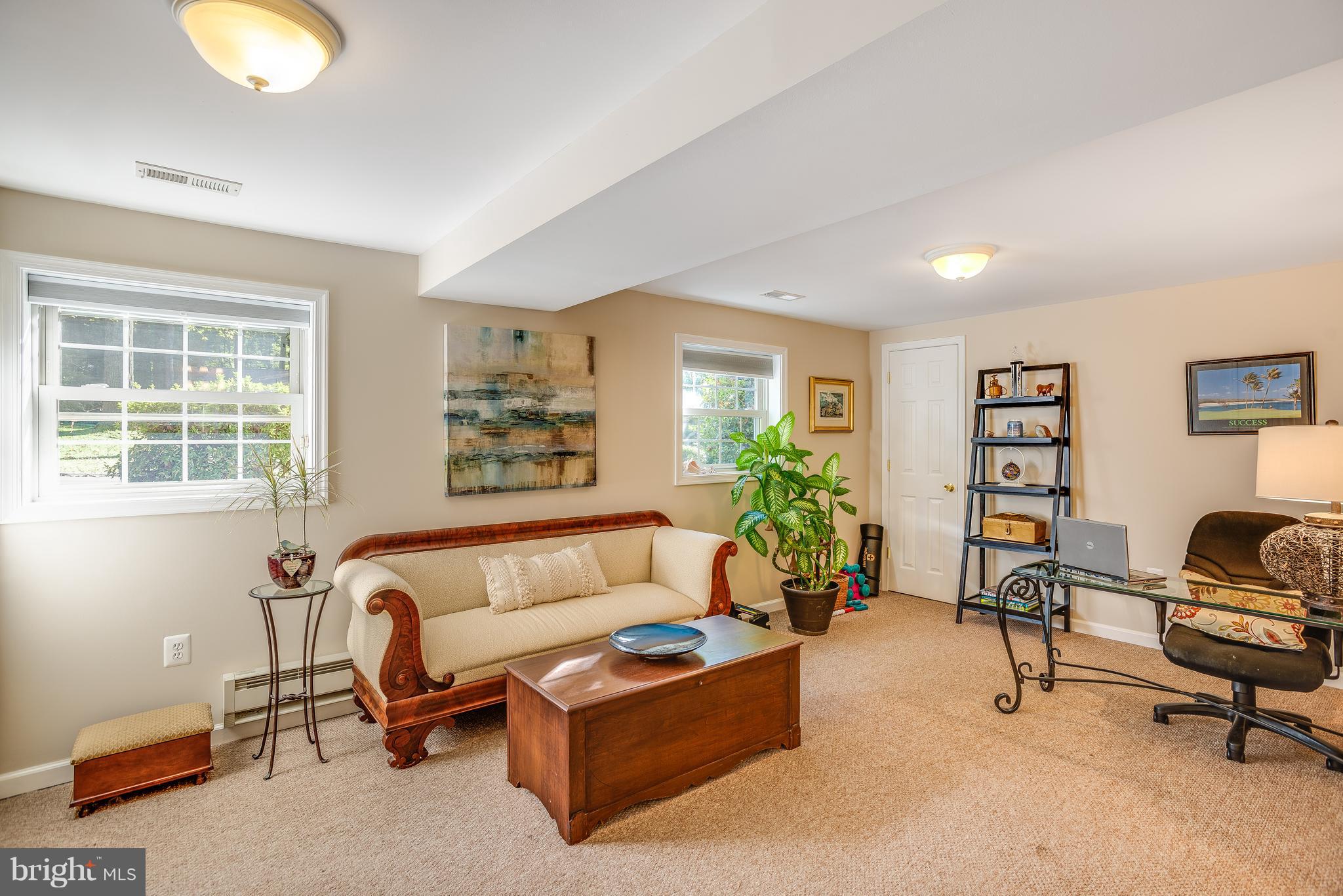 6707 Tusculum Road Bethesda, MD 20817 - Photo 9 of 27 Interior (General)