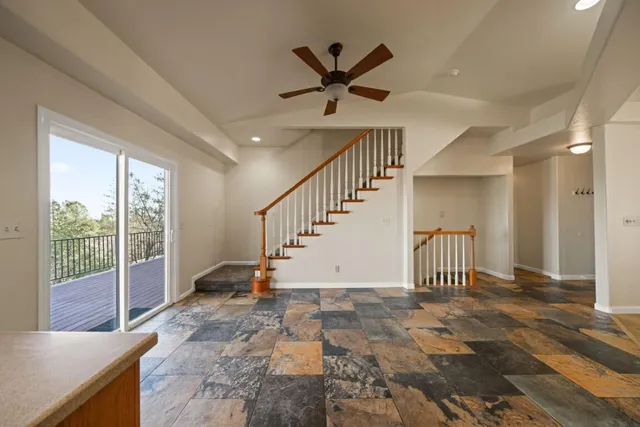 $598,000 | 15943 Highland Circle, Redding, CA 96001