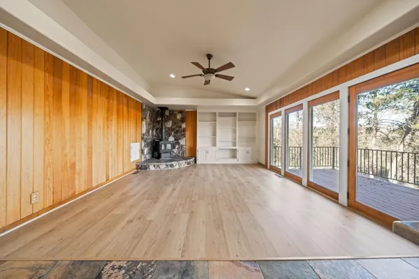 $570,000 | 15943 Highland Circle, Redding, CA 96001