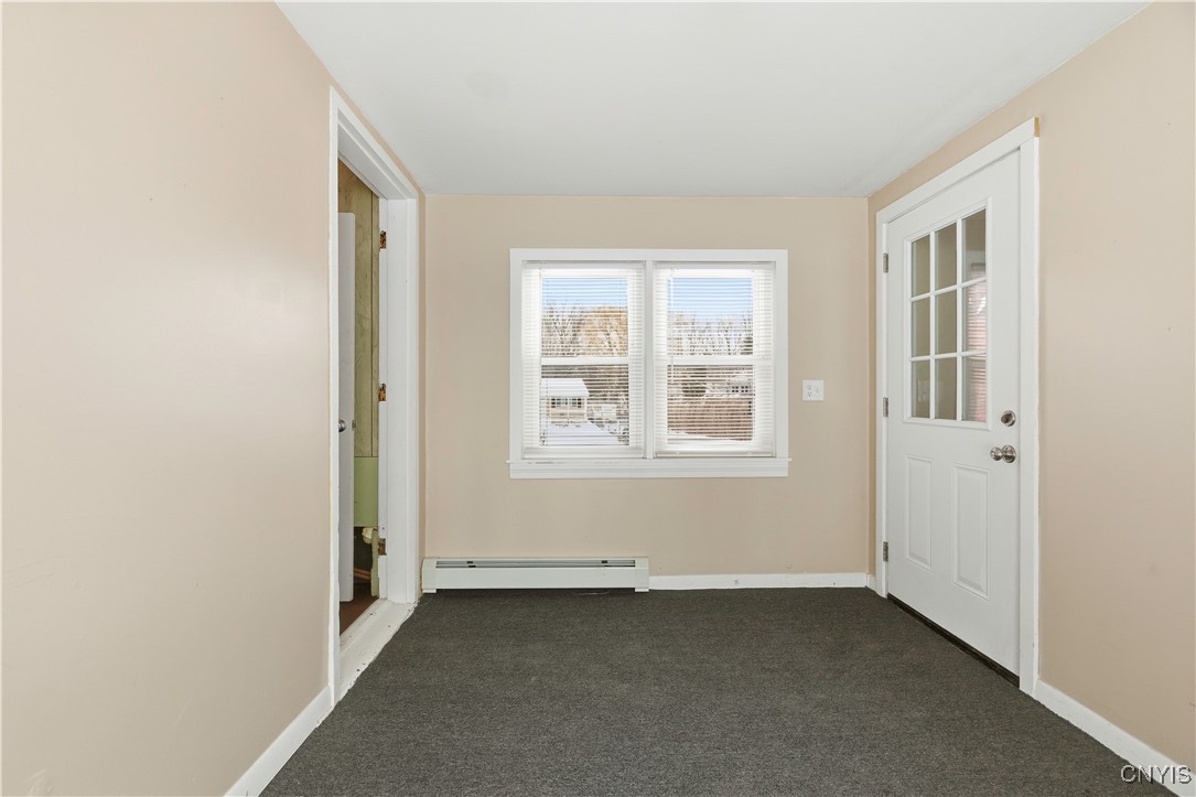 3564 Kirk Road Camillus, NY 13164 - Photo 11 of 24 Breezeway