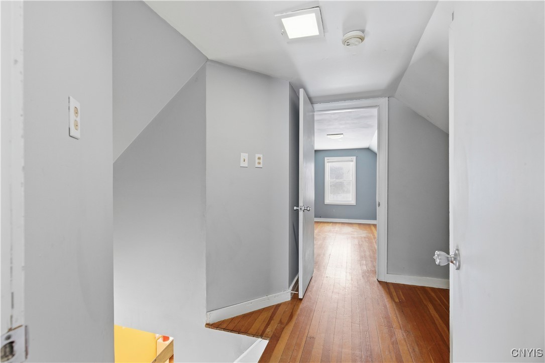 3564 Kirk Road Camillus, NY 13164 - Photo 17 of 24 Hallway