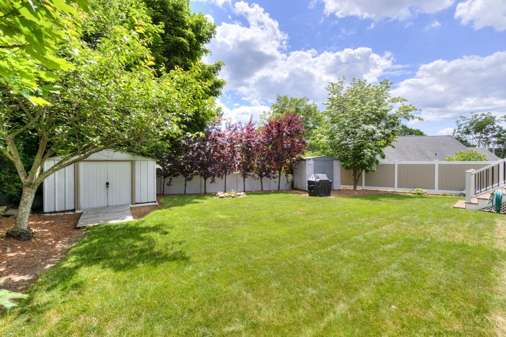 10 Ridgewood Road Worcester, MA 01606 - Photo 30 of 38