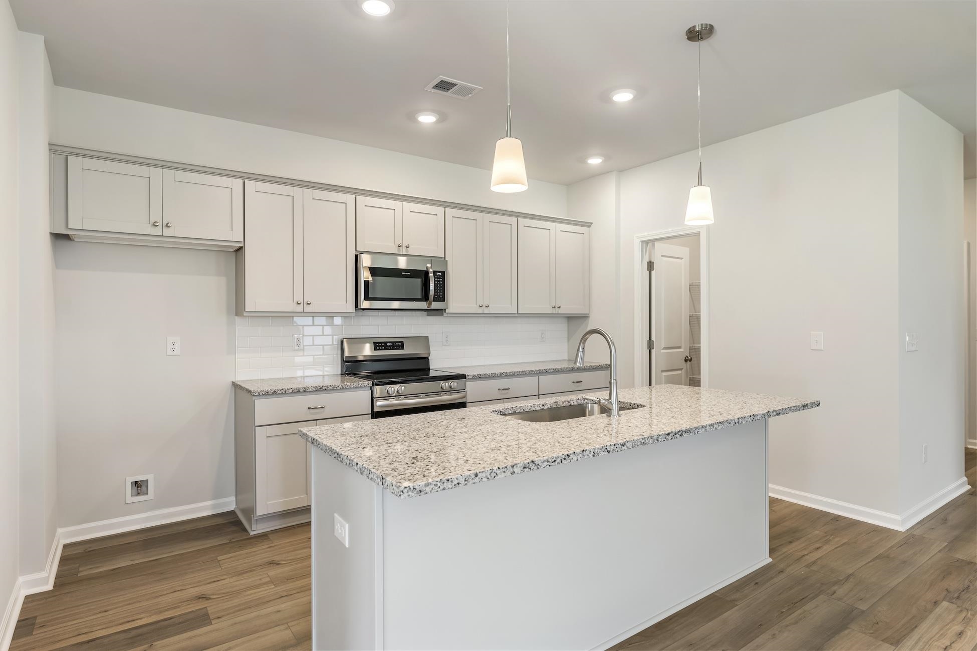 5031 Burke Meadows Run Chesnee, SC 29323 - Photo 5 of 24