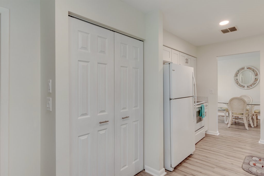 193 Del Monte Road Sebastian, FL 32958 - Photo 12 of 27 Gallery Image 12