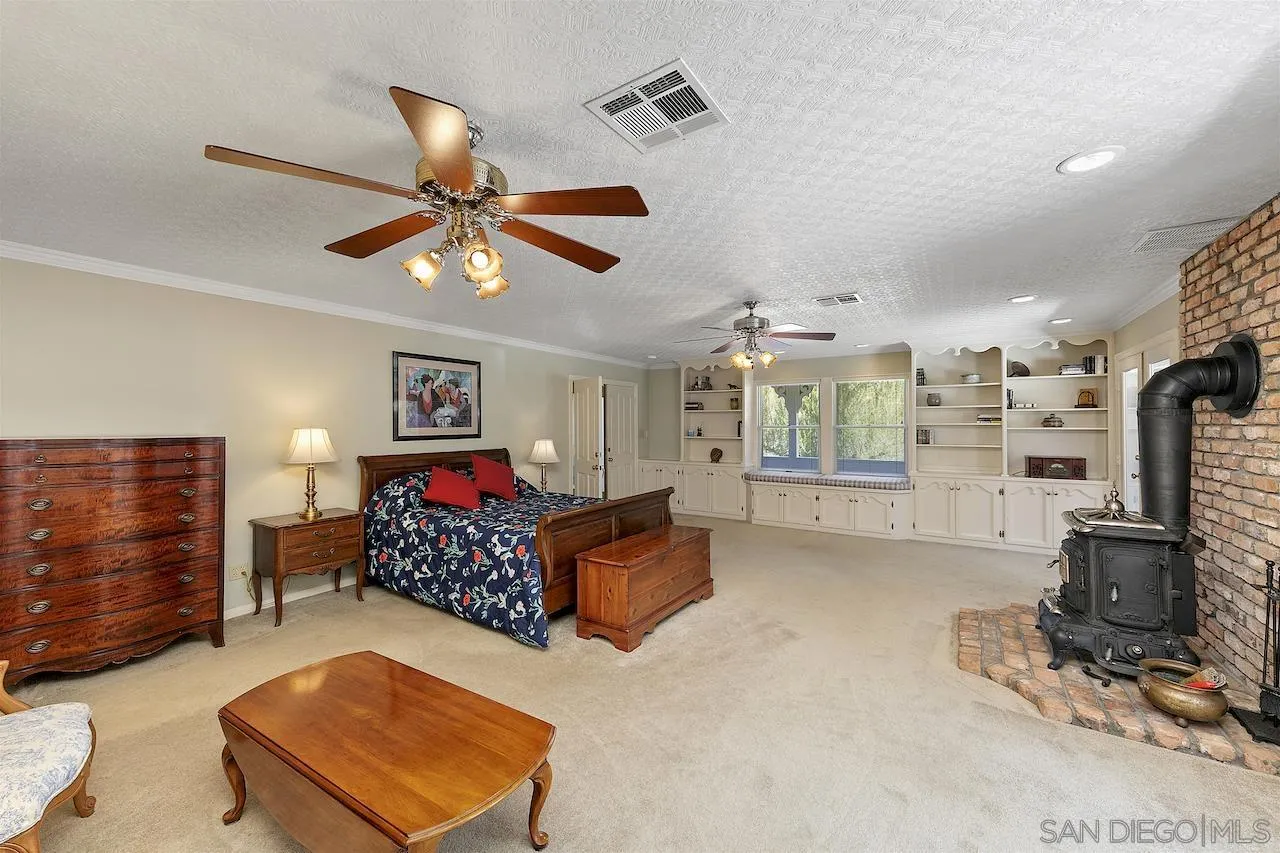 28659 Old Highway 80 Pine Valley, CA 91962 - Photo 25 of 55 a living room with furniture and a flat screen tv