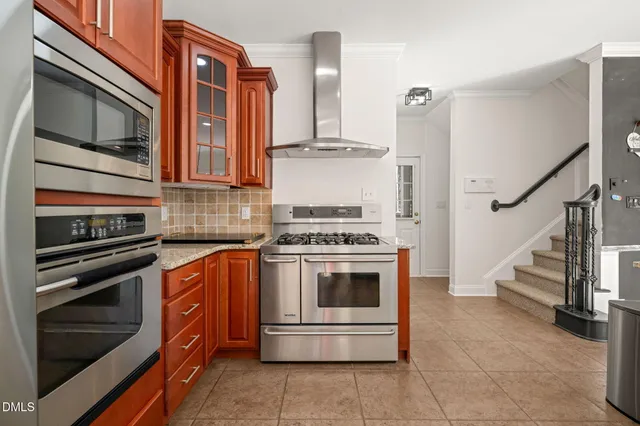 $1,490,000 | 5 Highcross Court, Raleigh, NC 27613