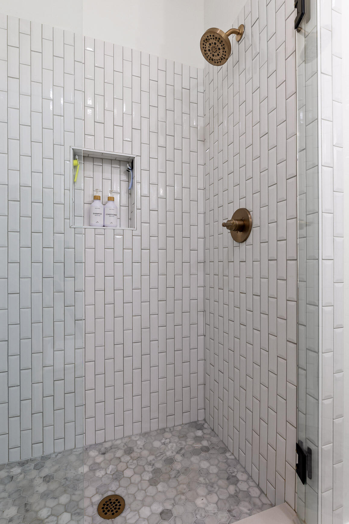 2215 Saunders Road Ringgold, GA 30736 - Photo 27 of 44 Primary bath