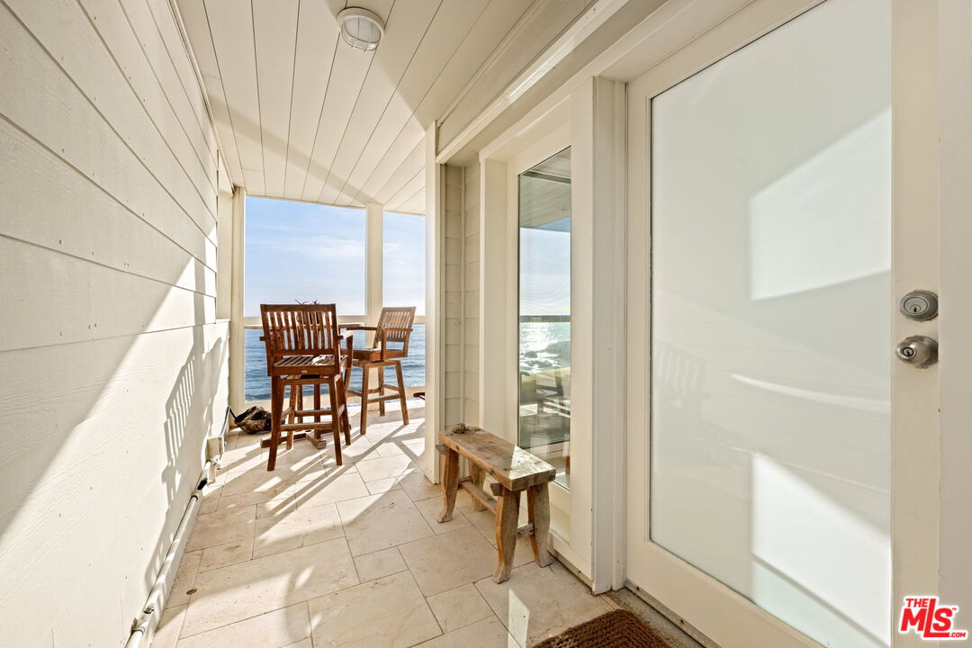 25234 Malibu Road, Unit 2 Malibu, CA 90265 - Photo 5 of 28