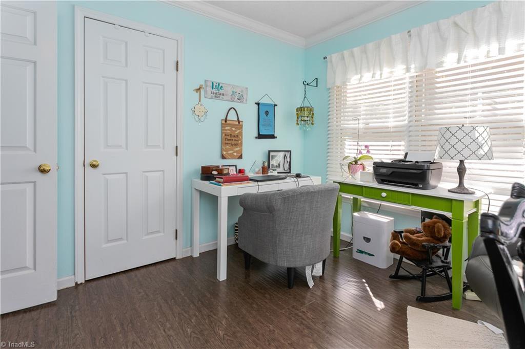 741 Burguss Road High Point, NC 27265 - Photo 15 of 21