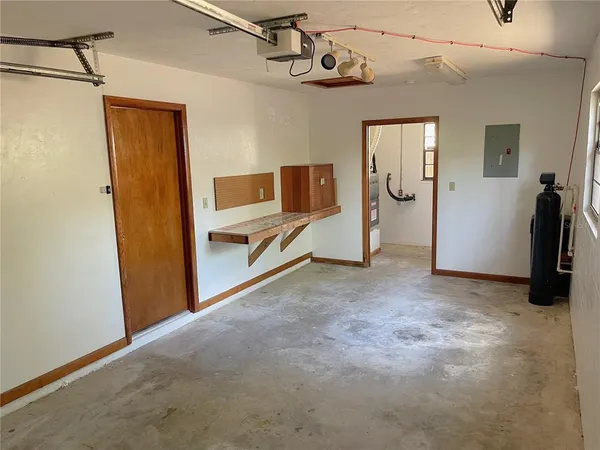 $1,700 | 4730 Northwest 36th Place, Gainesville, FL 32606