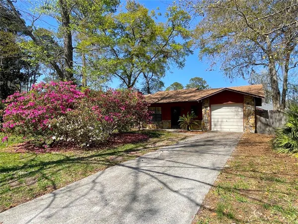 $1,700 | 4730 Northwest 36th Place, Gainesville, FL 32606