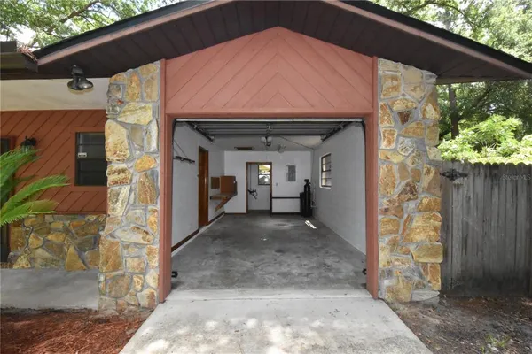 $1,700 | 4730 Northwest 36th Place, Gainesville, FL 32606