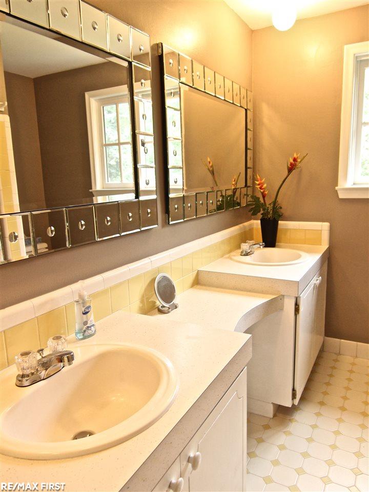 672 Old Perch Road Rochester Hills, MI 48309 - Photo 32 of 48